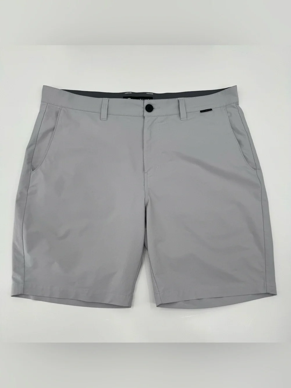 TravisMathew Men’s Golf Shorts Gray Size 36 Stretch 88% Polyester 12% Elastane